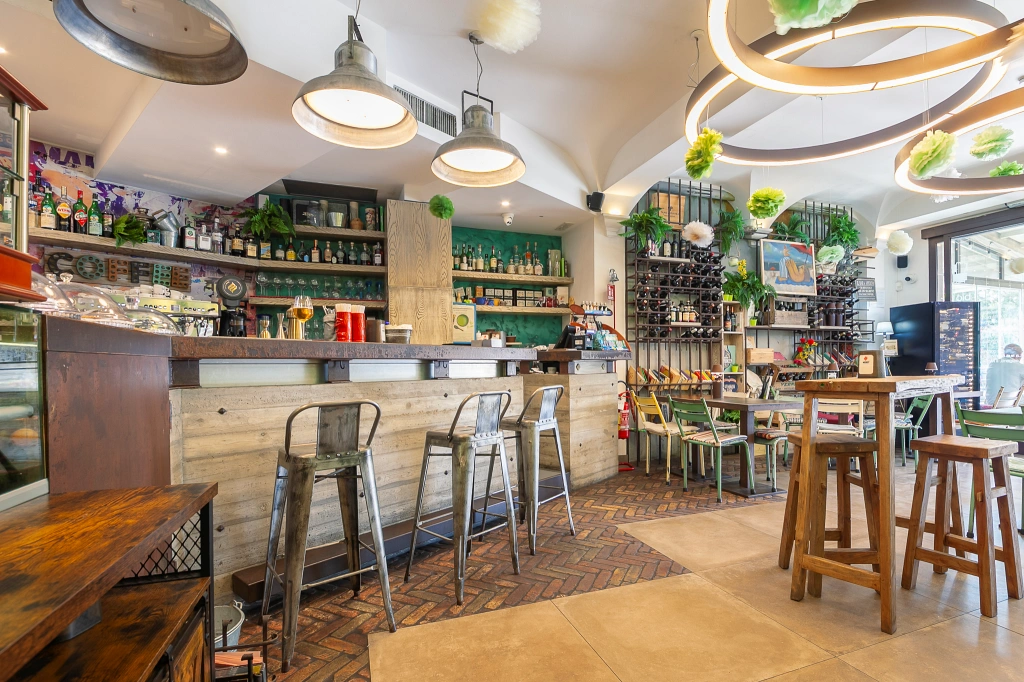 Salone-Bar-Senso-Unico-Olbia