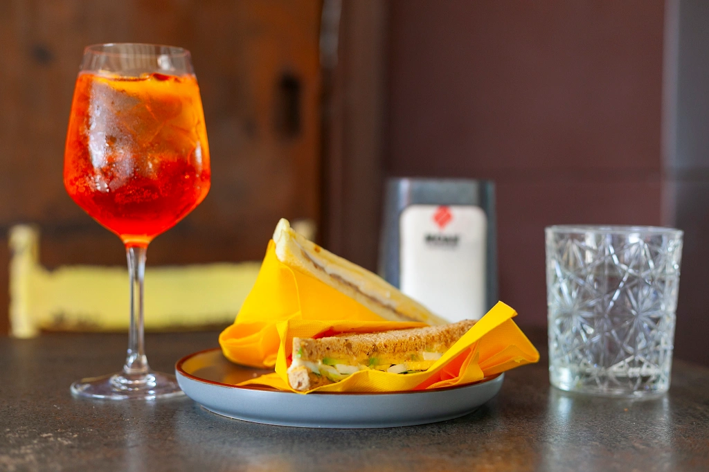 Spritz-Tramezzini-Bar-Senso-Unico-Olbia